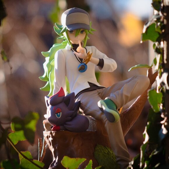 Kotobukiya Pokemon Center Limited Original N & Zorua 1/8 Figure Black White - Picture 2 of 11